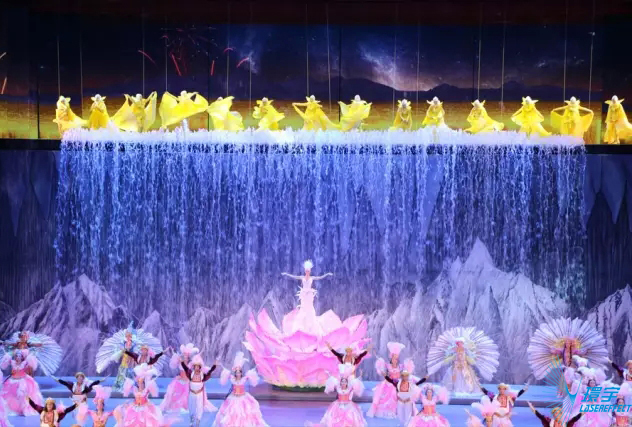 Opening Ceremony of the 4th China Xinjiang International Ethnic Dance Festival, Laser Effect